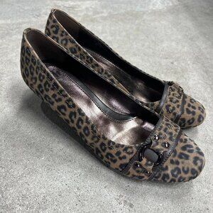 Sofft Womens Leopard Animal Print Closed Toe Wedges Buckle Detailed Size 7M
